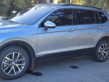 Авто Volkswagen Tiguan 2021 № 8642167