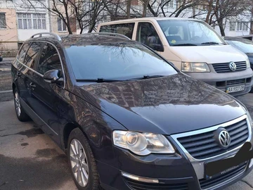 Авто Volkswagen Passat Variant 2010 № 8642178