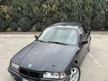 Авто BMW 3 Серия 1992 № 8642215