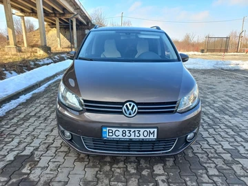 Авто Volkswagen Touran 2011 № 8642445