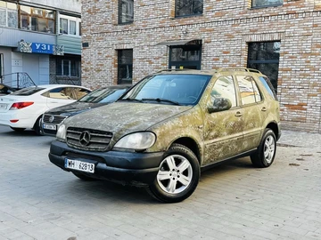 Авто Mercedes Ml Серия 2001 № 8642573