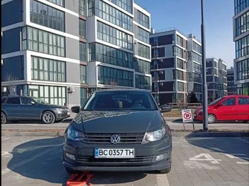 Авто Volkswagen Polo 2015 № 8642753
