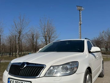 Авто Skoda Octavia 2011 № 8642775