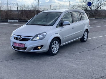 Авто Opel Zafira 2010 № 8642784