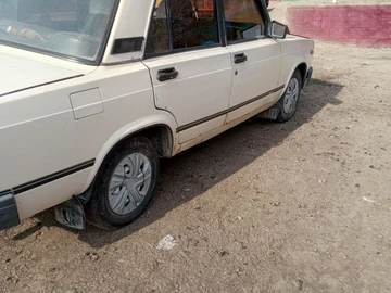 Авто ВАЗ 2107 1987 № 8642826