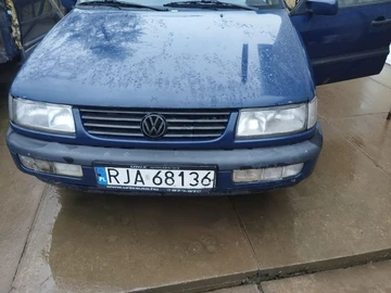 Авто Volkswagen Passat Sedan 1994 № 8642837