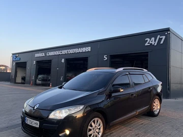 Авто Renault Megane 2010 № 8643000