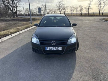 Авто Opel Astra 2005 № 8643335