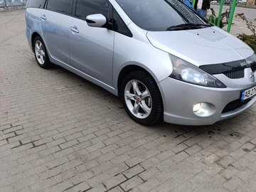 Авто Mitsubishi Grandis 2004 № 8643343