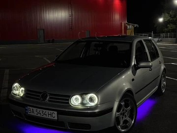 Авто Volkswagen Golf 1999 № 8643356