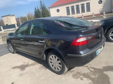 Авто Renault Laguna 2003 № 8643391
