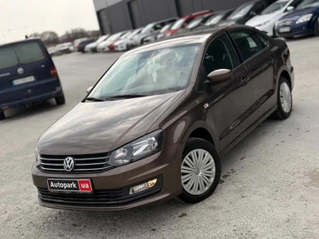 Авто Volkswagen Polo 2015 № 8643404