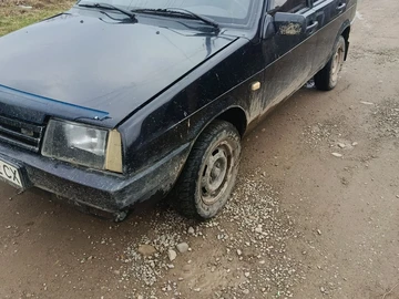 Авто ВАЗ 2109 2003 № 8643415