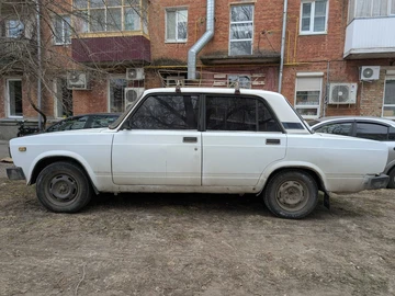 Авто ВАЗ 2105 1983 № 8643621
