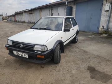 Авто Toyota Starlet 1992 № 8643708