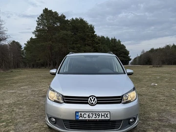Авто Volkswagen Touran 2011 № 8643844
