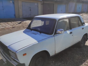 Авто ВАЗ 2107 2004 № 8643913