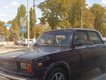 Авто ВАЗ 2107 2004 № 8644263