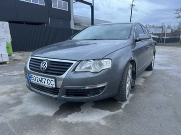 Авто Volkswagen Passat Sedan 2005 № 8644287