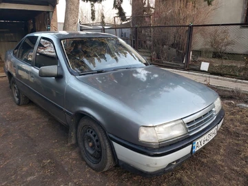 Авто Opel Vectra 1989 № 8644451