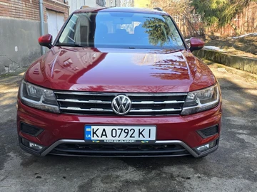 Авто Volkswagen Tiguan 2017 № 8644505