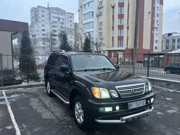 Авто Lexus Lx Серія 2005 № 8645115