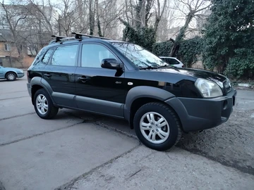 Авто Hyundai Tucson 2008 № 8645136