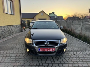 Авто Volkswagen Passat Sedan 2005 № 8645178