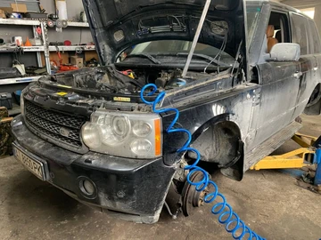 Авто Land Rover Range Rover 2005 № 8645335