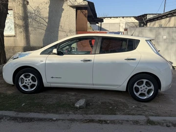 Авто Nissan Leaf 2017 № 8645360