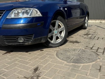 Авто Volkswagen Passat Sedan 2002 № 8645784
