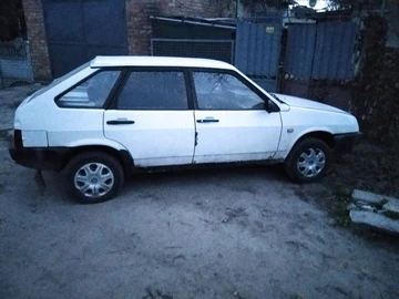 Авто ВАЗ 2109 1996 № 8645787