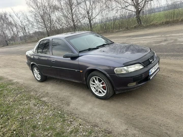 Авто Opel Vectra 1996 № 8645931