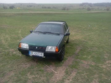 Авто ВАЗ 2109 2004 № 8645976