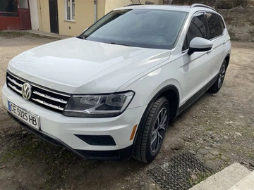Авто Volkswagen Tiguan 2018 № 8646007
