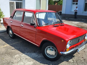 Авто ВАЗ 2113 1983 № 8646028