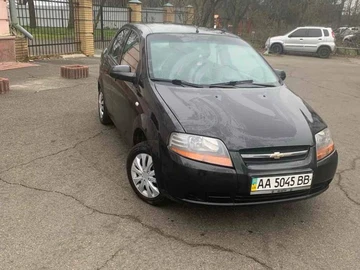 Авто Chevrolet Aveo 2005 № 8646038