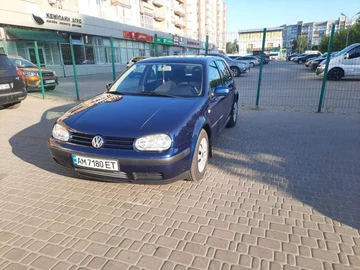 Авто Volkswagen Golf 2000 № 8646222