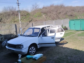 Авто Peugeot 309 1986 № 8646718