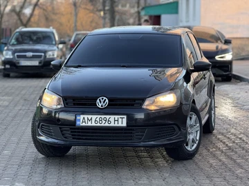 Авто Volkswagen Polo 2010 № 8646768