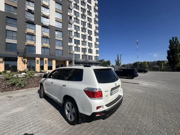 Авто Toyota Highlander 2012 № 8646769