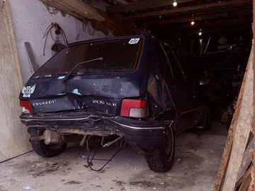Авто Peugeot 205 1998 № 8646831