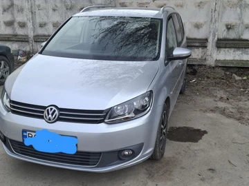 Авто Volkswagen Touran 2011 № 8647096