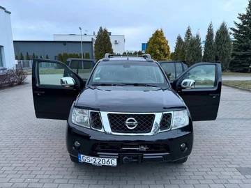 Авто Nissan Navara 2010 № 8647221