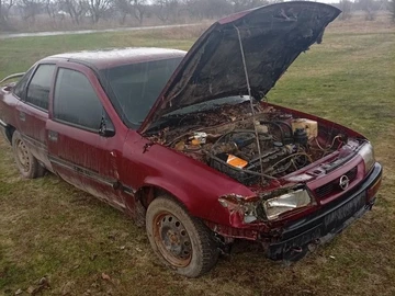 Авто Opel Vectra 1992 № 8647517