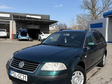 Авто Volkswagen Passat Variant 2000 № 8647851