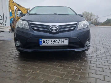 Авто Toyota Avensis 2013 № 8648095