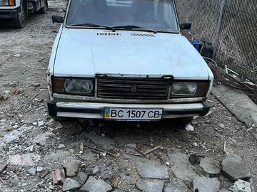 Авто ВАЗ 2107 2000 № 8648104
