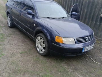 Авто Volkswagen Passat Variant 1999 № 8648198