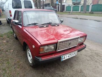 Авто ВАЗ 2107 1998 № 8648390